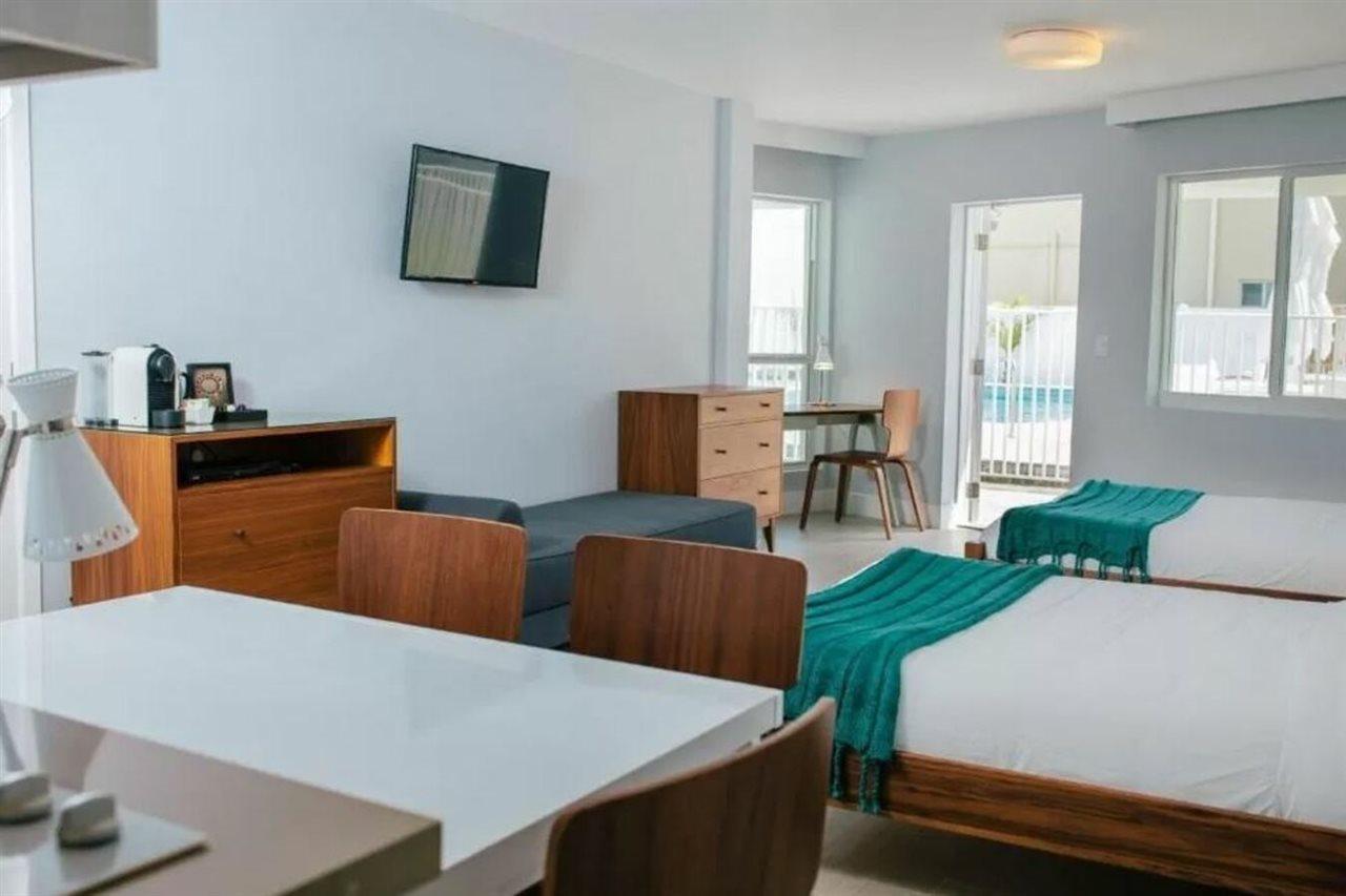 Tides Inn Hotel لوديرديل باي ذا سي المظهر الخارجي الصورة